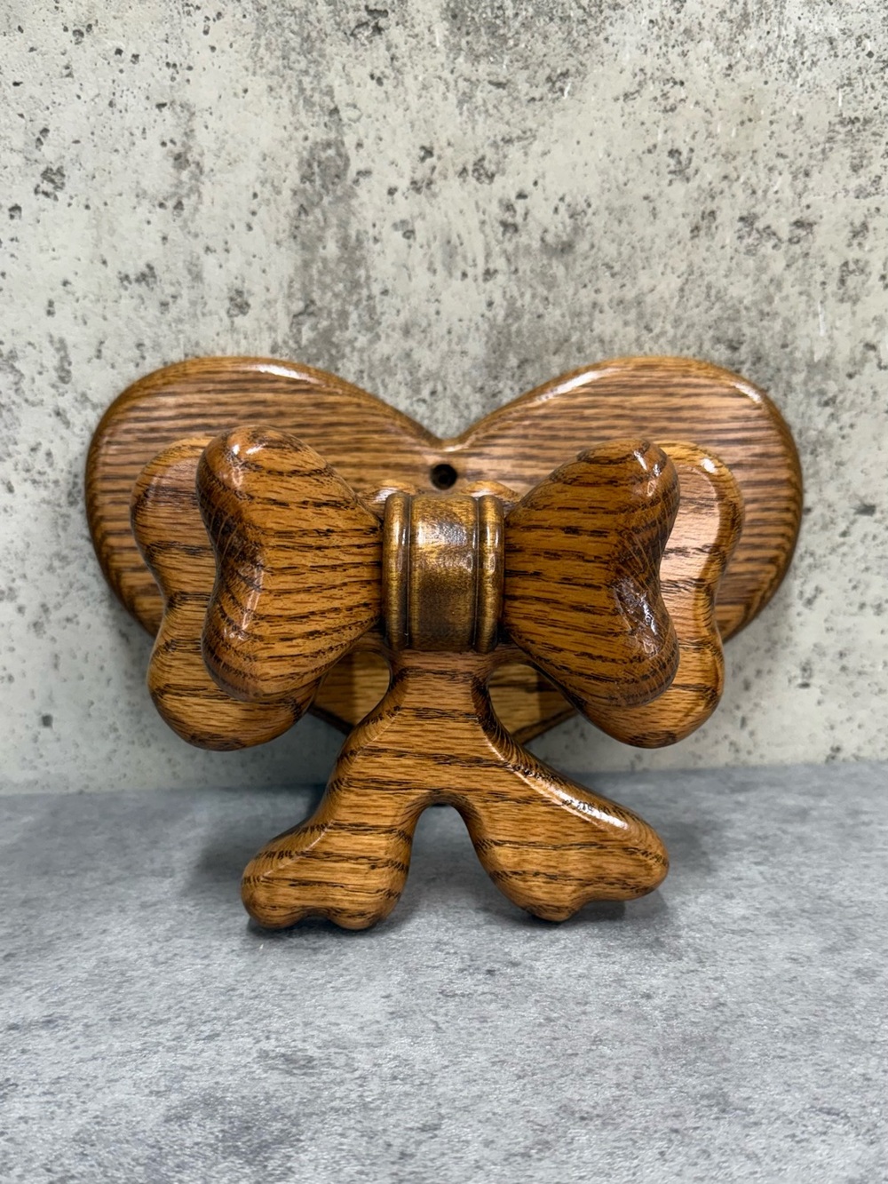 Vintage Solid Oak Bow Heart Quilt Hanger Country Cottage Wall Decor